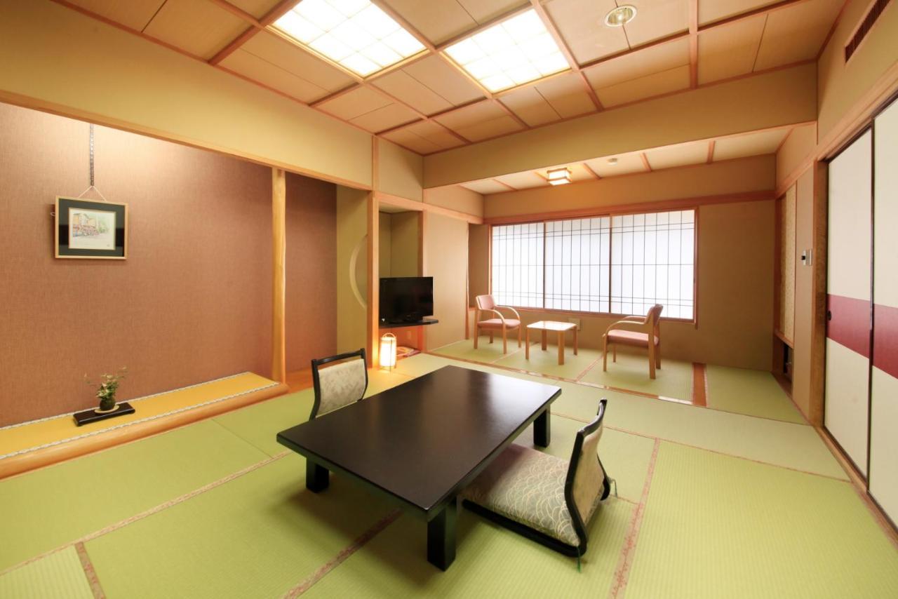 Minoya Hotel Yahiko Buitenkant foto