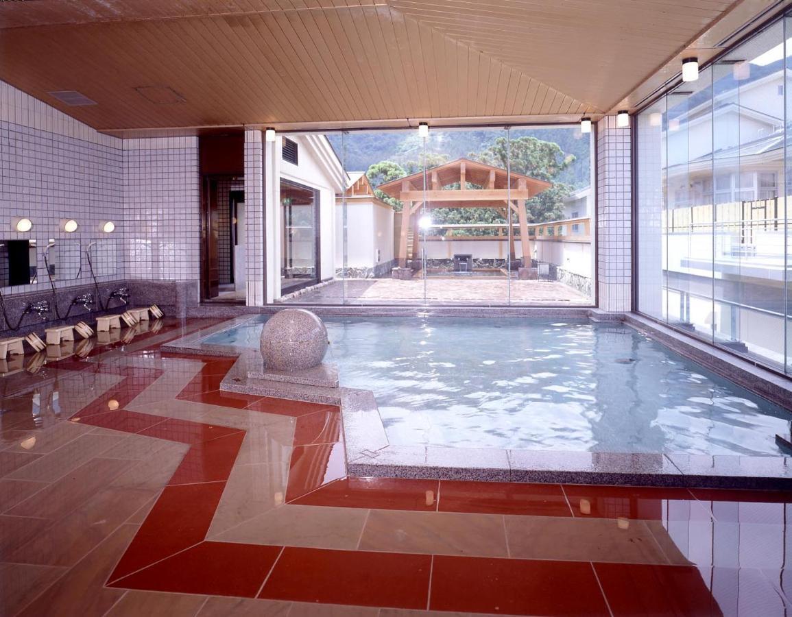 Minoya Hotel Yahiko Buitenkant foto