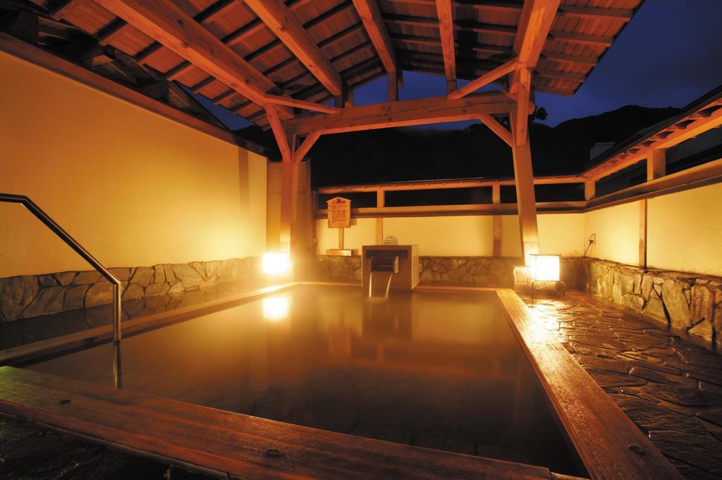 Minoya Hotel Yahiko Buitenkant foto