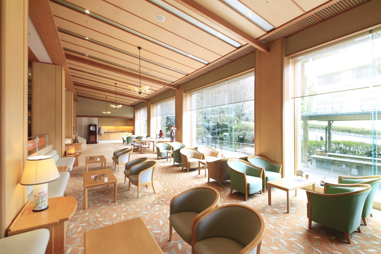 Minoya Hotel Yahiko Buitenkant foto